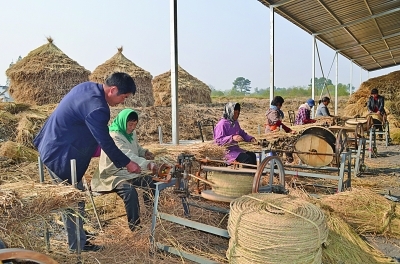 办个草绳厂“吃光”全村水稻稻草